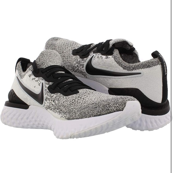 Nike Shoes - Nike epic react flyknit 2